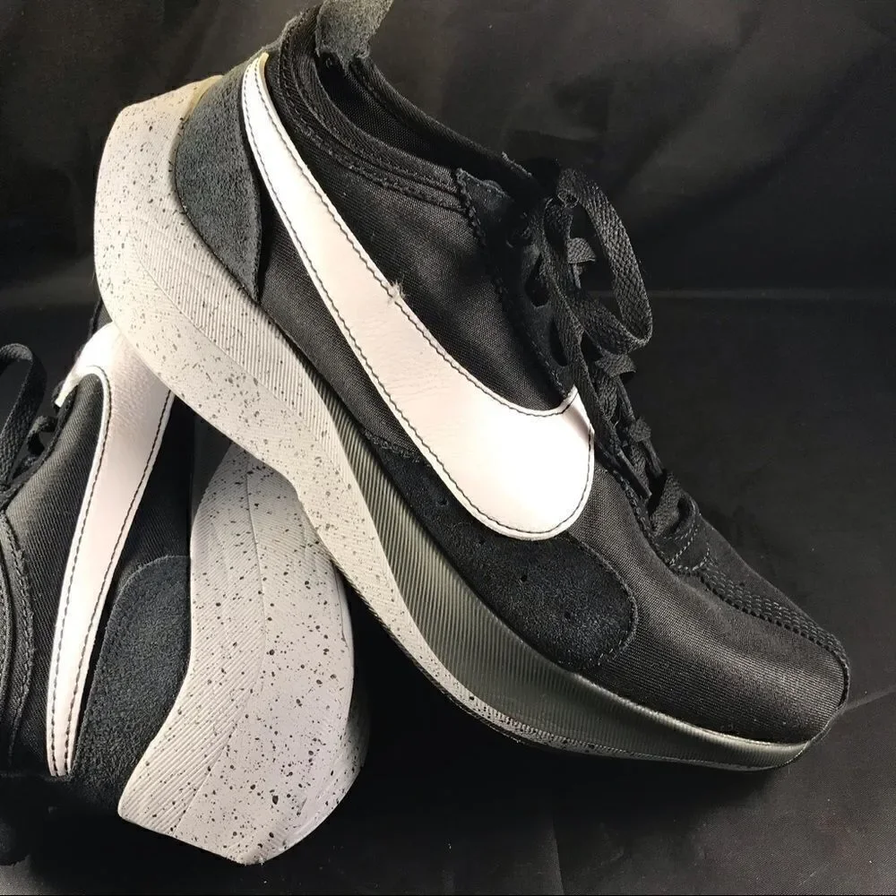 New Nike Moon Racer black white 11 men’s US Vapor Street 45 EUR